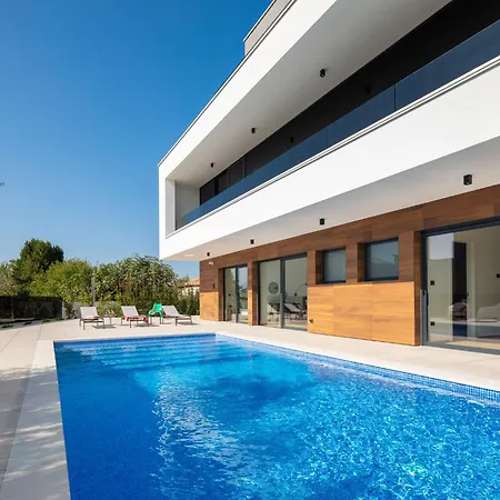 Villa Old Olive V By Interhome *