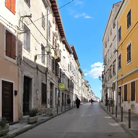 빌라 Old Olive V By Interhome 보드냔