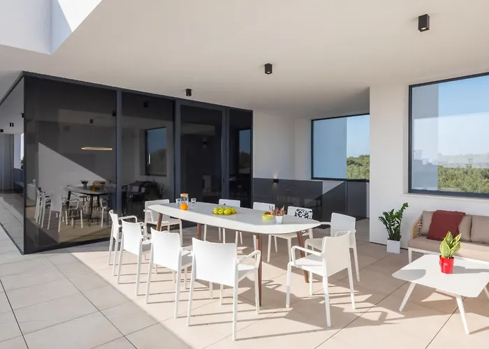 Old Olive V By Interhome 보드냔