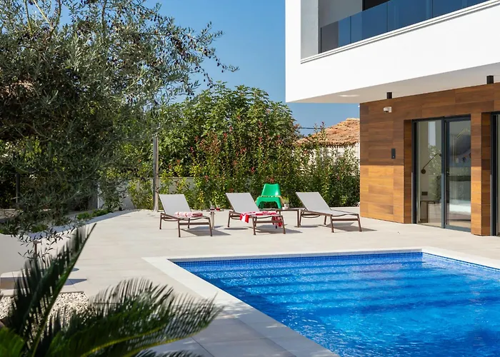 Old Olive V By Interhome 보드냔